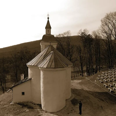 Fotky rotundy z dronu