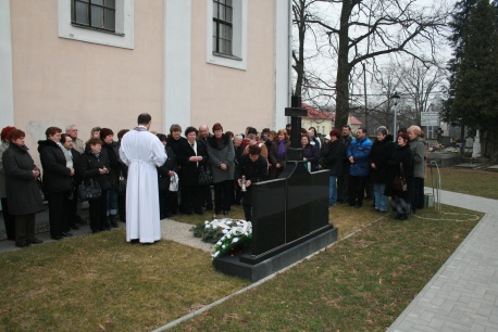 zatvoriť