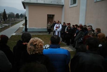 zatvoriť